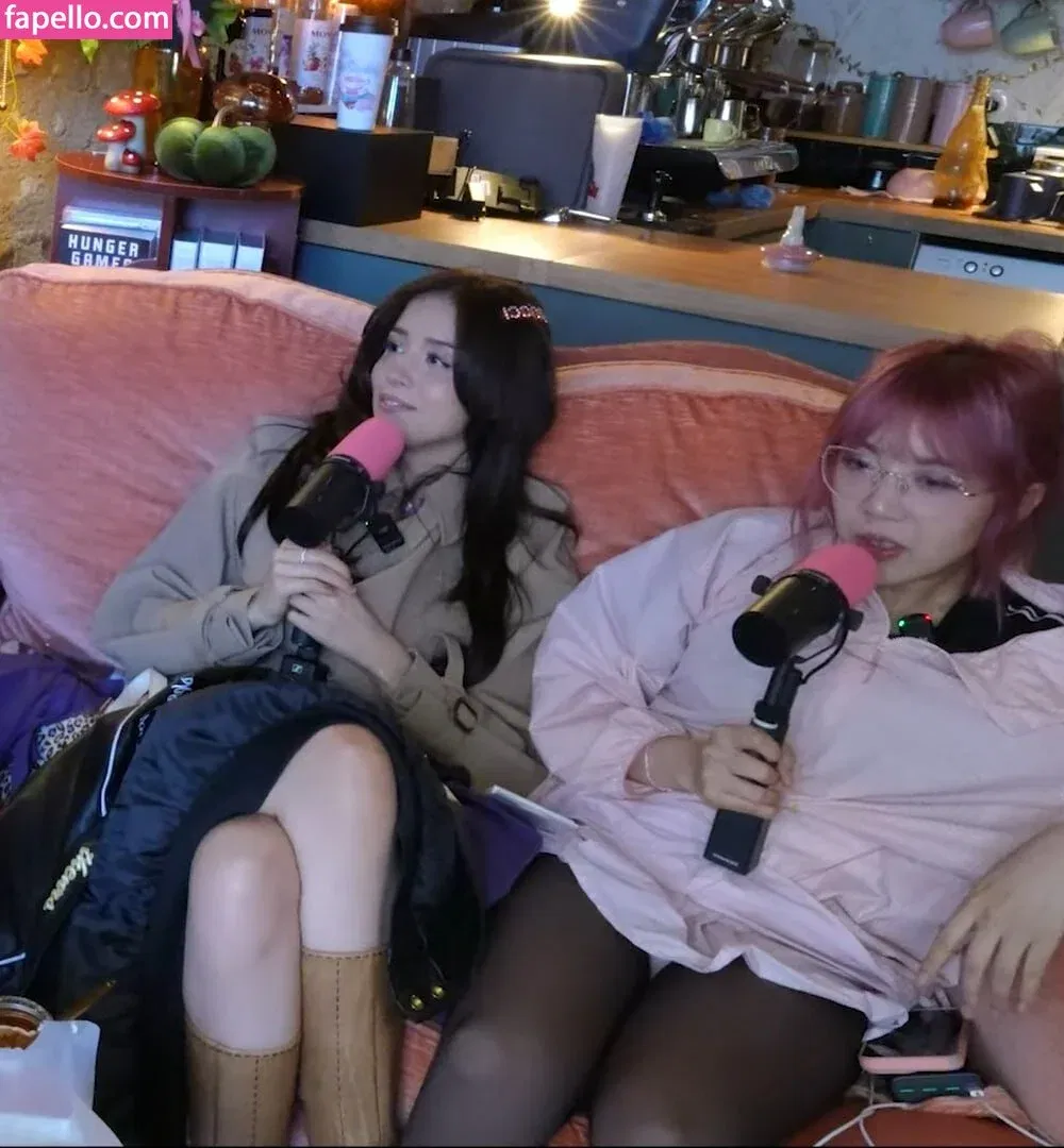 LilyPichu Onlyfans Photo Gallery 