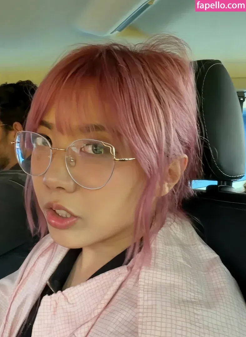LilyPichu Onlyfans Photo Gallery 