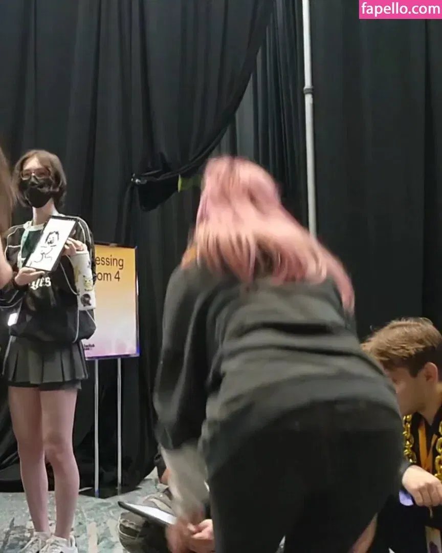 LilyPichu Onlyfans Photo Gallery 