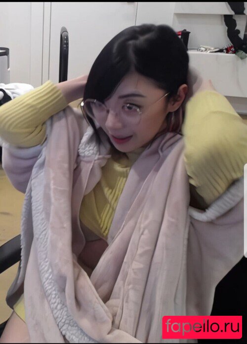 LilyPichu Onlyfans Photo Gallery 