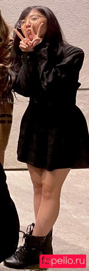 LilyPichu Onlyfans Photo Gallery 