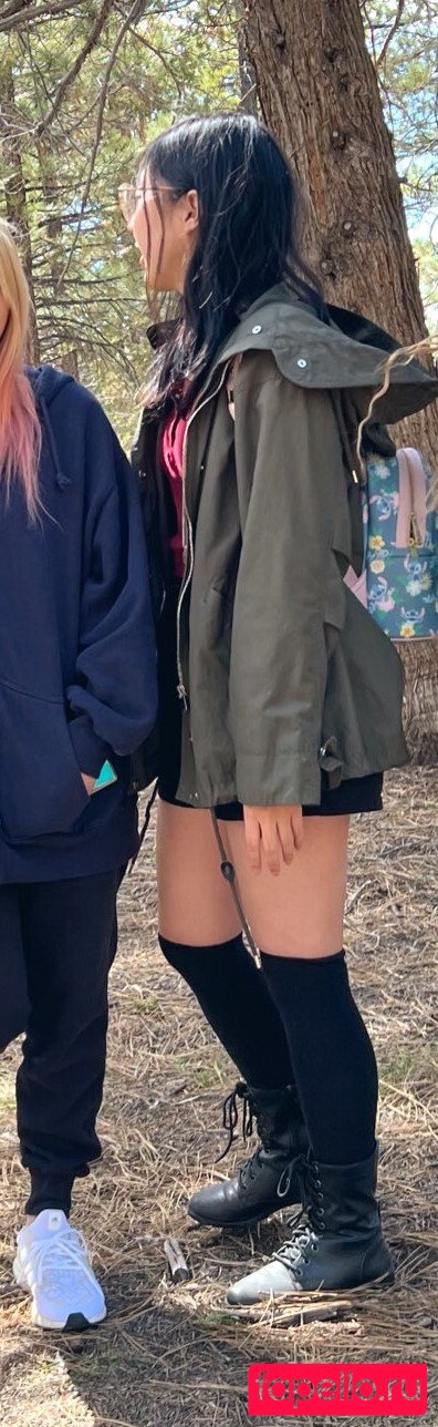 LilyPichu Onlyfans Photo Gallery 