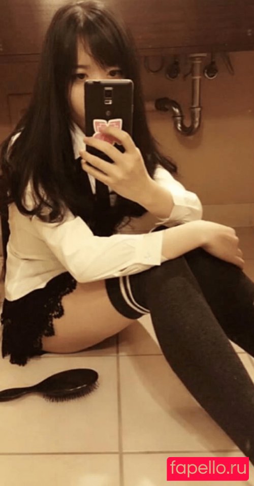 LilyPichu Onlyfans Photo Gallery 