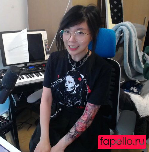 LilyPichu Onlyfans Photo Gallery 