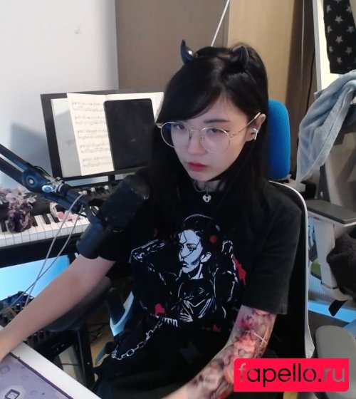 LilyPichu Onlyfans Photo Gallery 