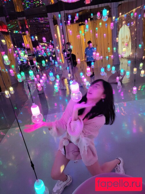 LilyPichu Onlyfans Photo Gallery 