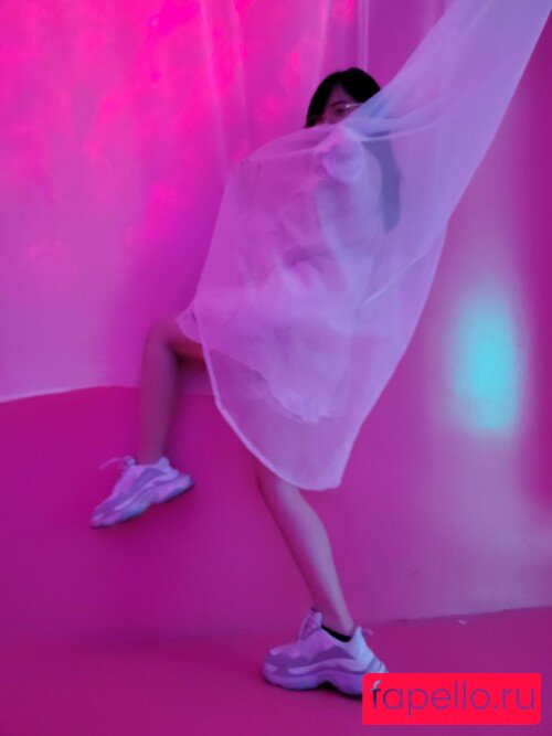 LilyPichu Onlyfans Photo Gallery 