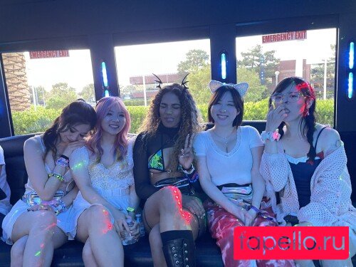 LilyPichu Onlyfans Photo Gallery 