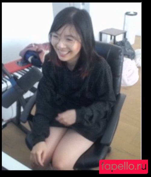 LilyPichu Onlyfans Photo Gallery 