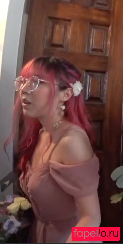 LilyPichu Onlyfans Photo Gallery 