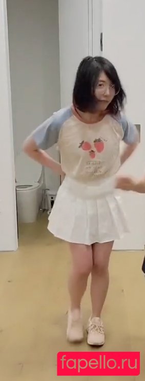 LilyPichu Onlyfans Photo Gallery 