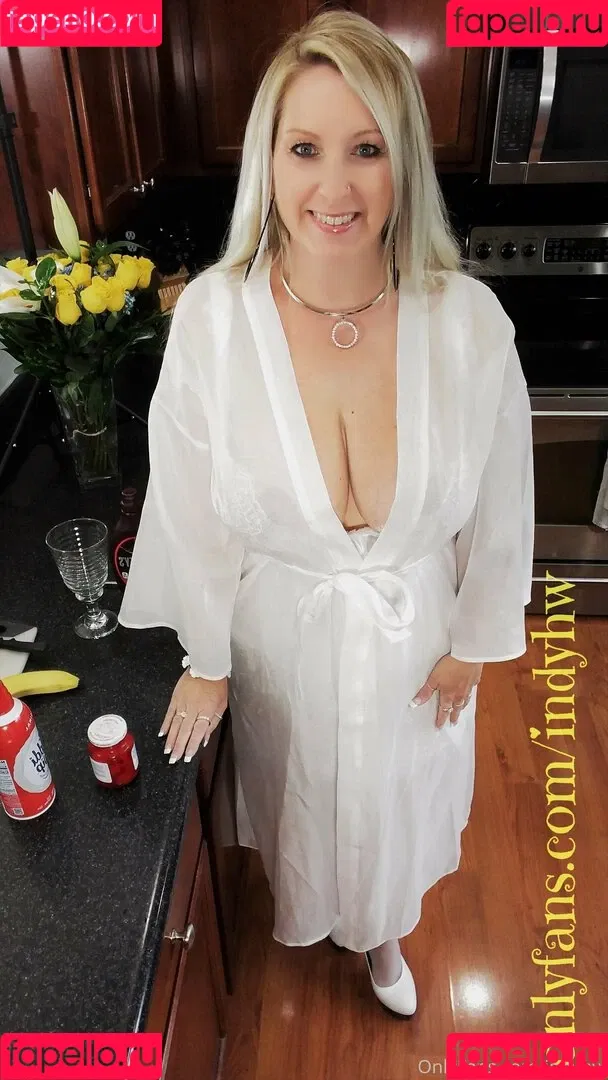indyhw Onlyfans Photo Gallery 
