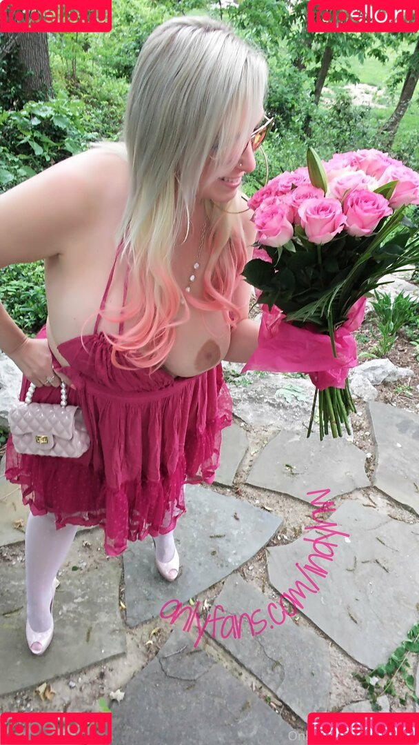 indyhw Onlyfans Photo Gallery 