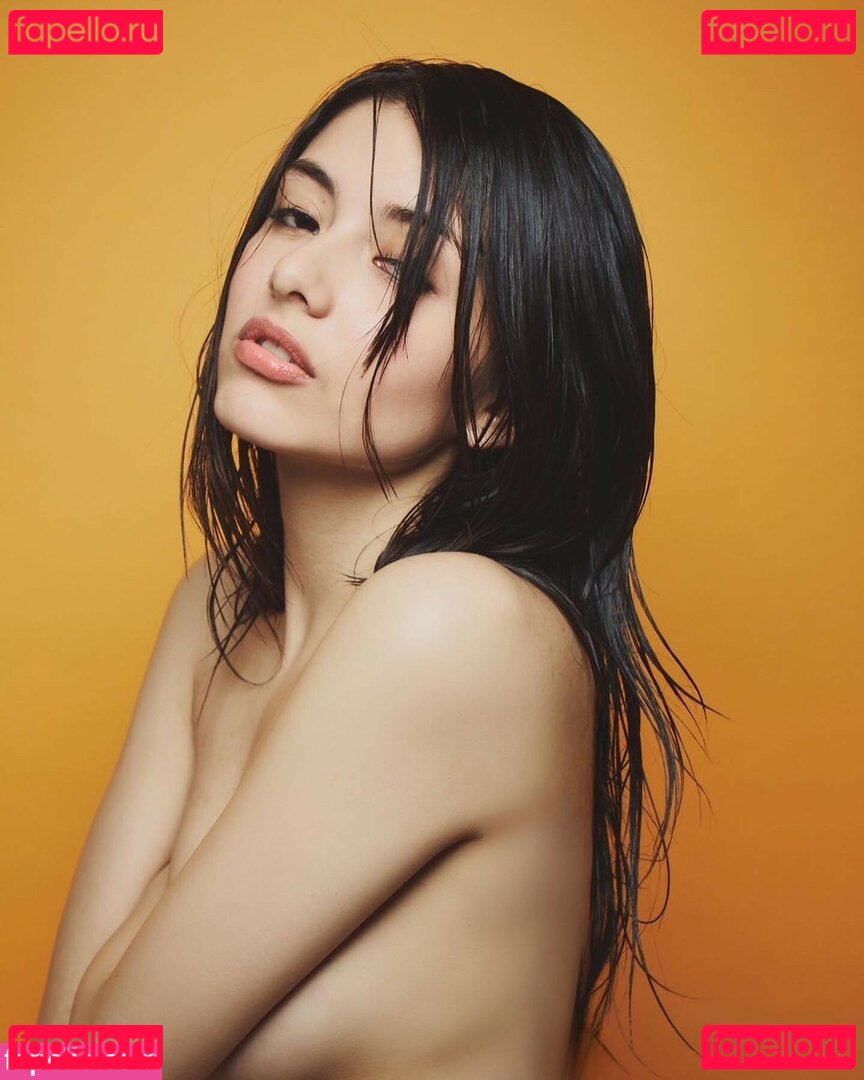 bevalent / emiliavalentinna Onlyfans Photo Gallery 