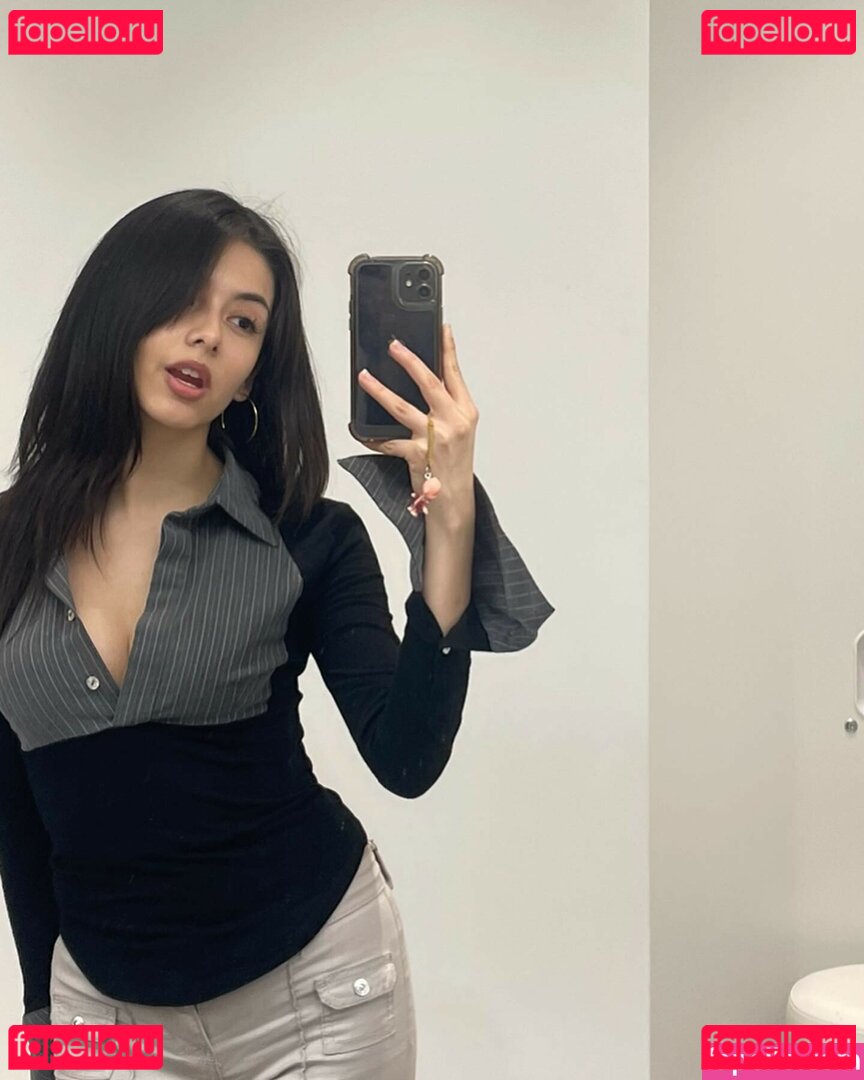 bevalent / emiliavalentinna Onlyfans Photo Gallery 