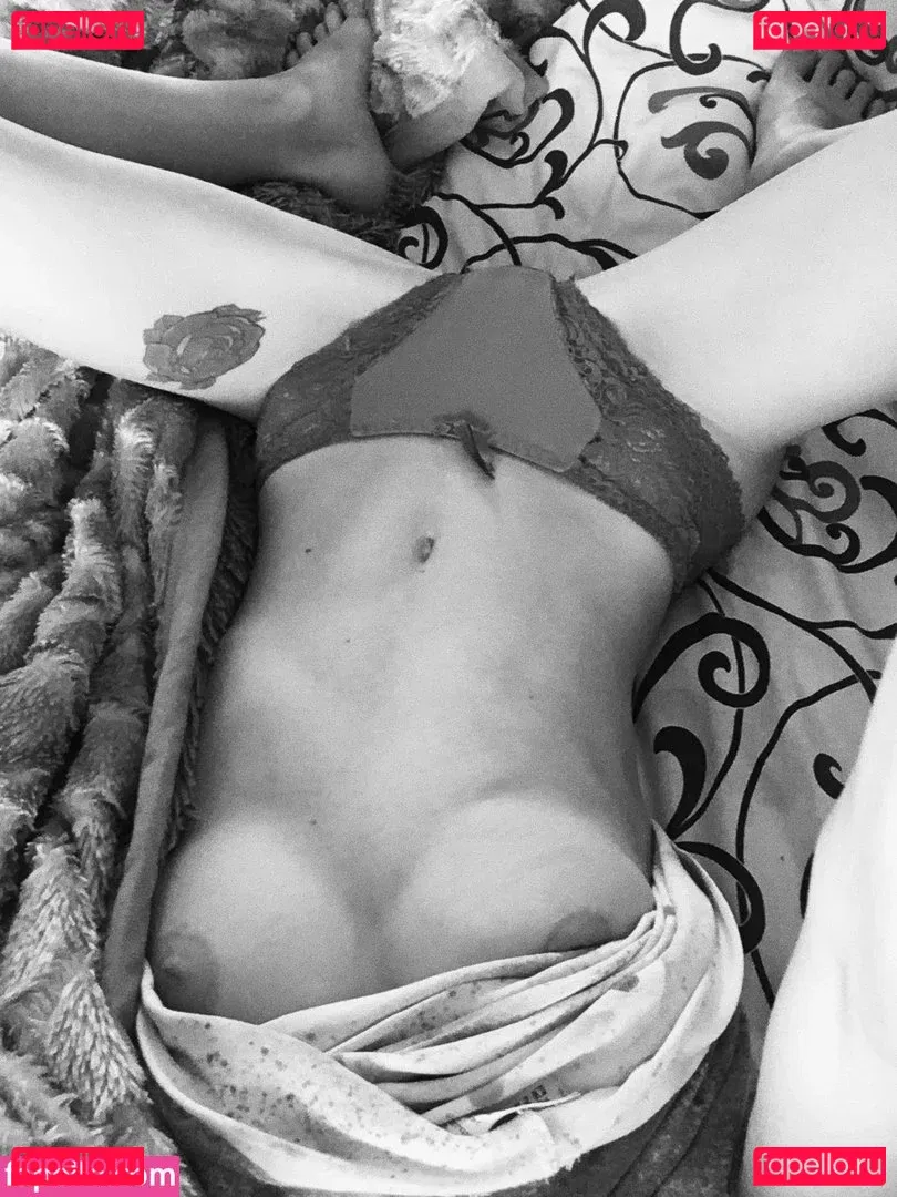 emilypoker Onlyfans Photo Gallery 