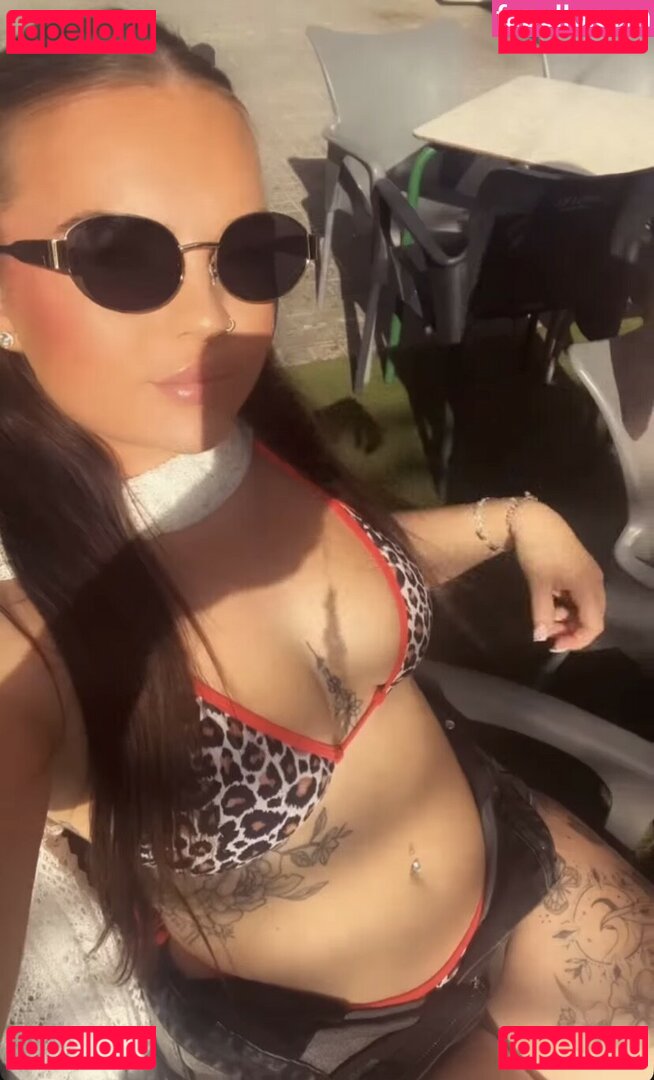 Lois Rae / Lois.Rae Onlyfans Photo Gallery 