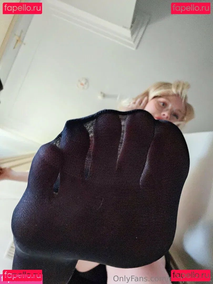 senpaisslut Onlyfans Photo Gallery 