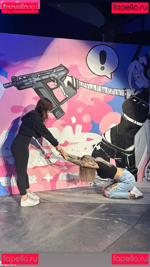 Pterodactylsftw / twowheelsandaponytail Onlyfans Photo Gallery 