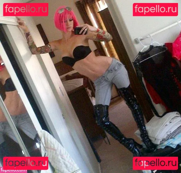 Jenni Lee Onlyfans Photo Gallery 