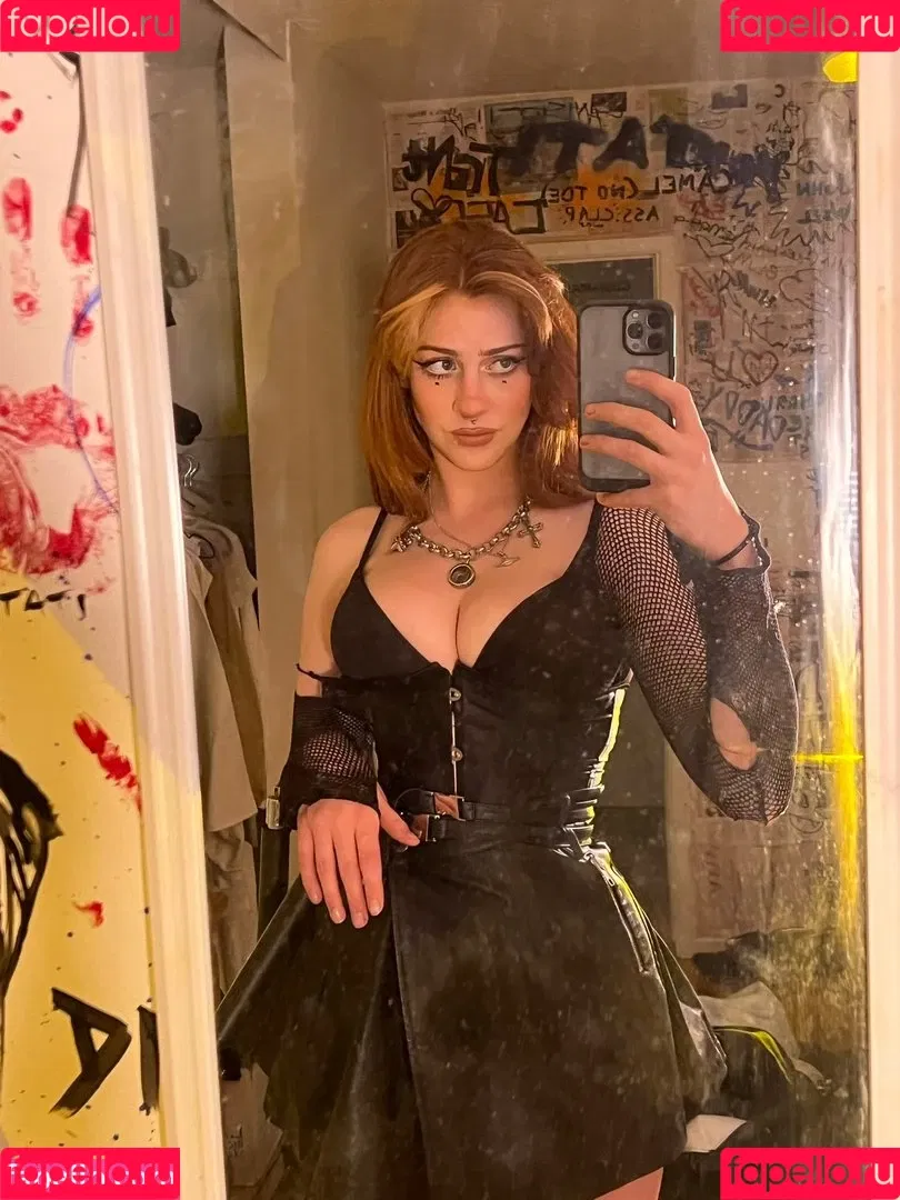 Tati Bruening Onlyfans Photo Gallery 
