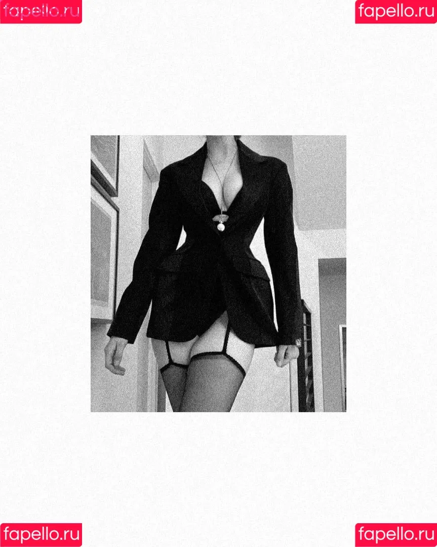 Tati Bruening Onlyfans Photo Gallery 