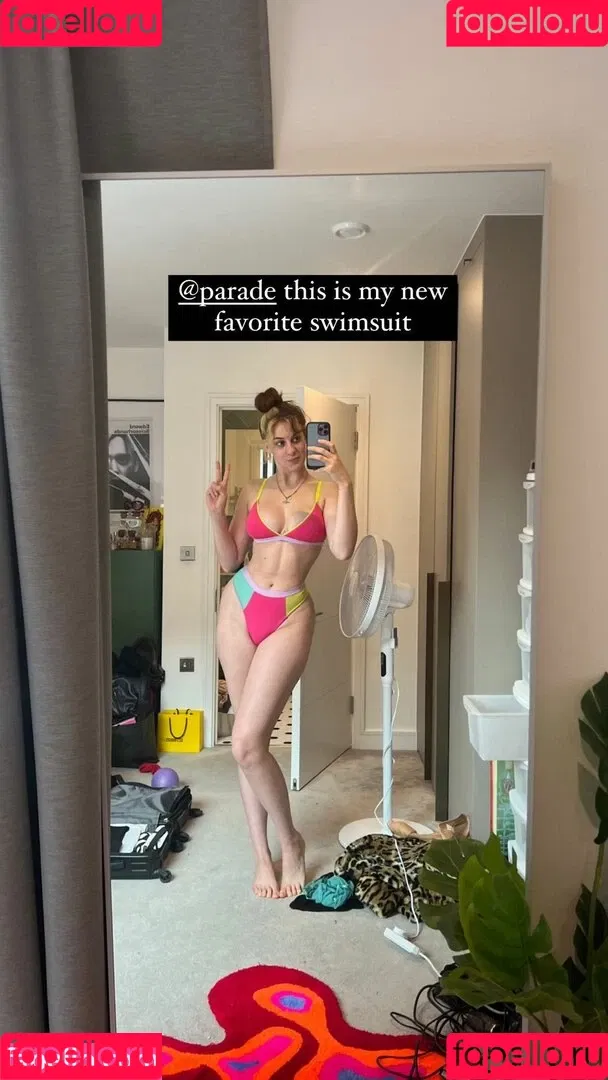 Tati Bruening Onlyfans Photo Gallery 
