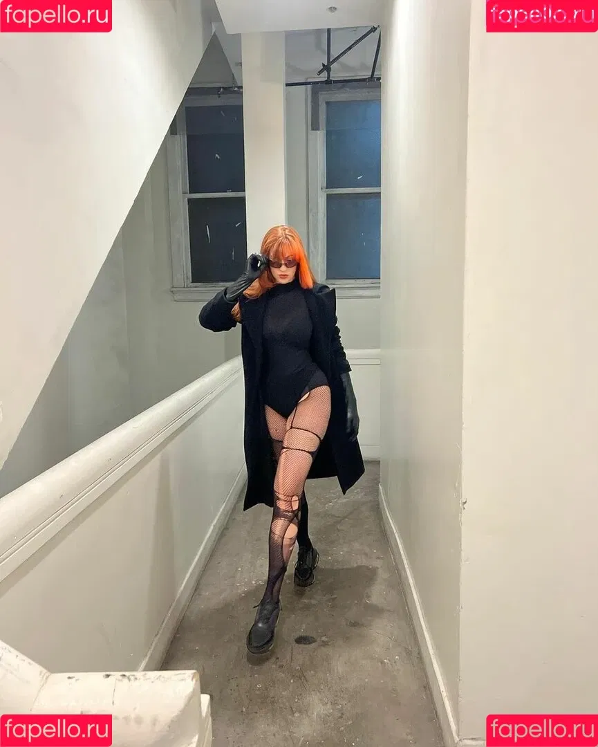 Tati Bruening Onlyfans Photo Gallery 