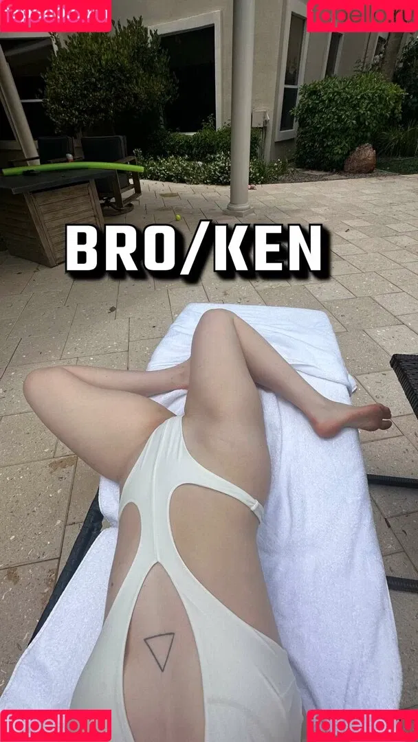 Tati Bruening Onlyfans Photo Gallery 