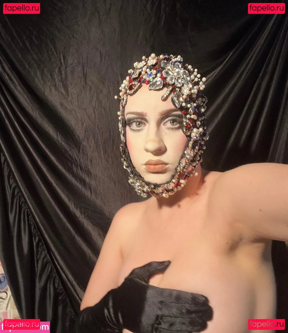 Tati Bruening Onlyfans Photo Gallery 