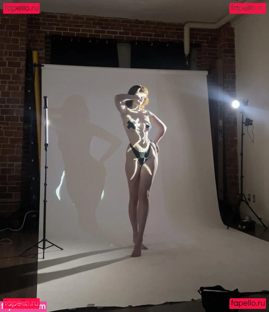 Tati Bruening Onlyfans Photo Gallery 