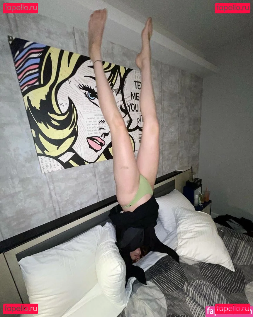 Tati Bruening Onlyfans Photo Gallery 