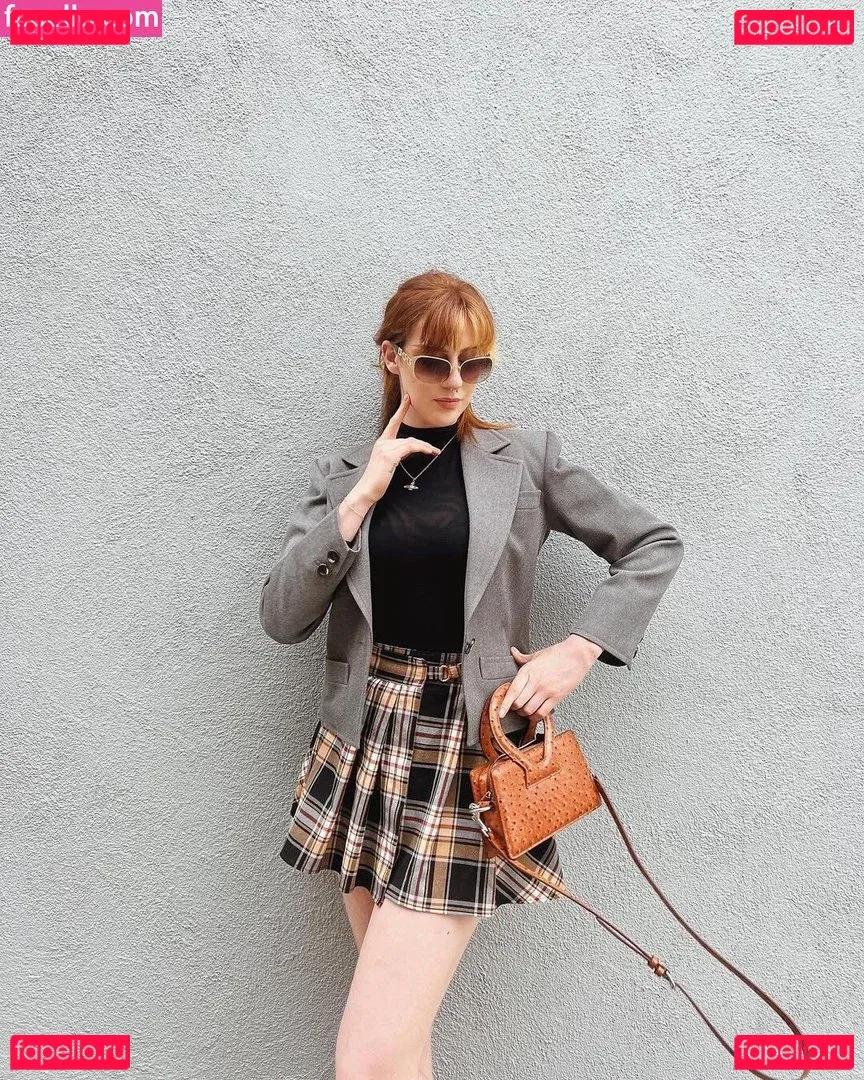 Tati Bruening Onlyfans Photo Gallery 