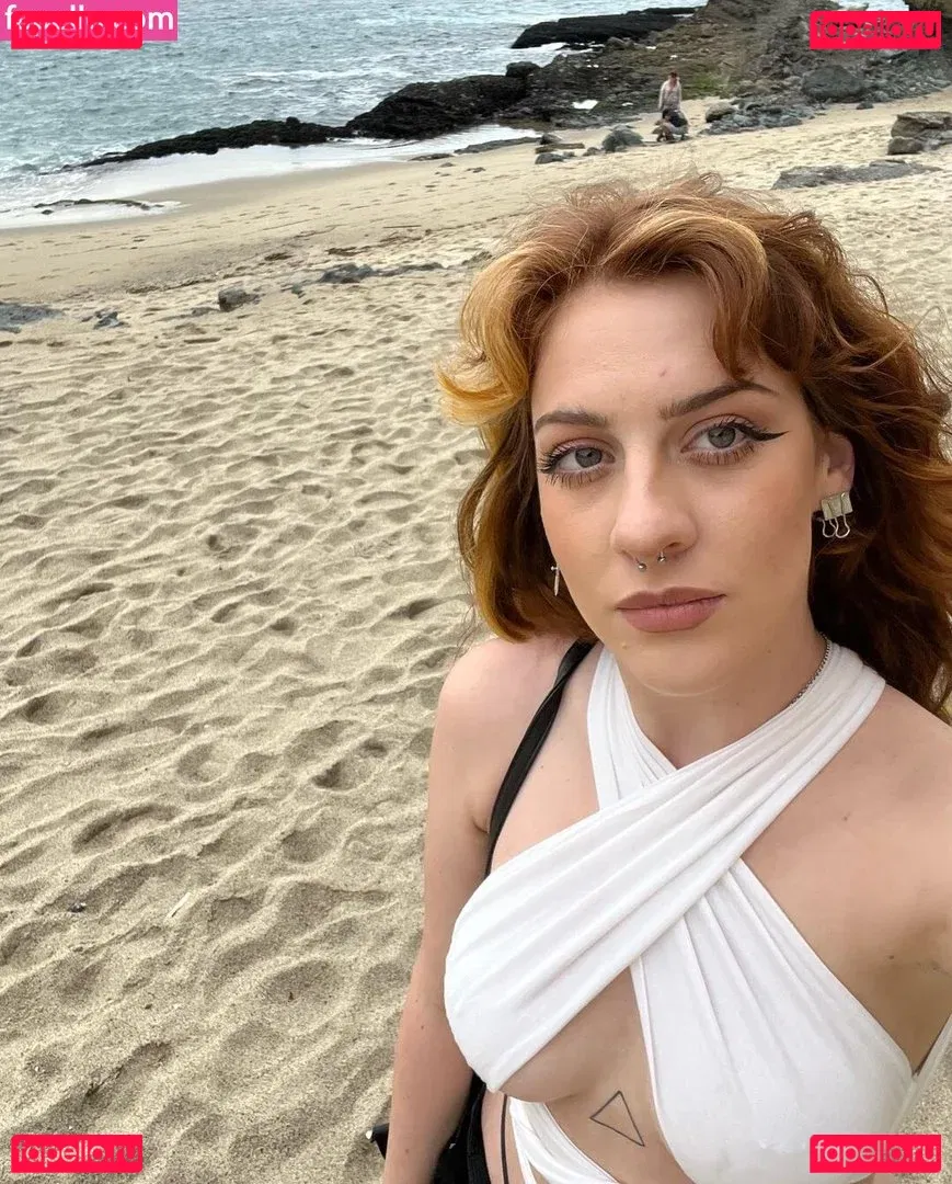 Tati Bruening Onlyfans Photo Gallery 