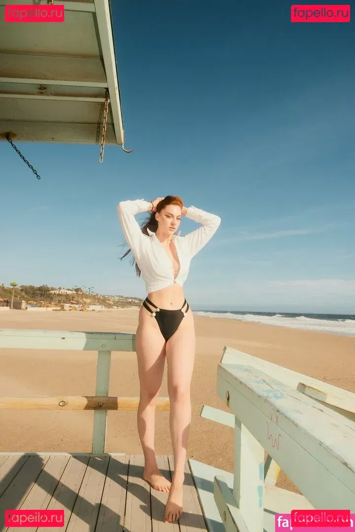 Tati Bruening Onlyfans Photo Gallery 