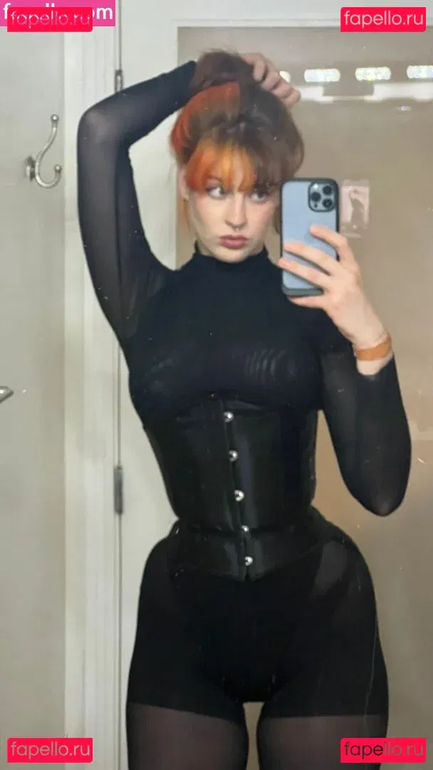 Tati Bruening Onlyfans Photo Gallery 