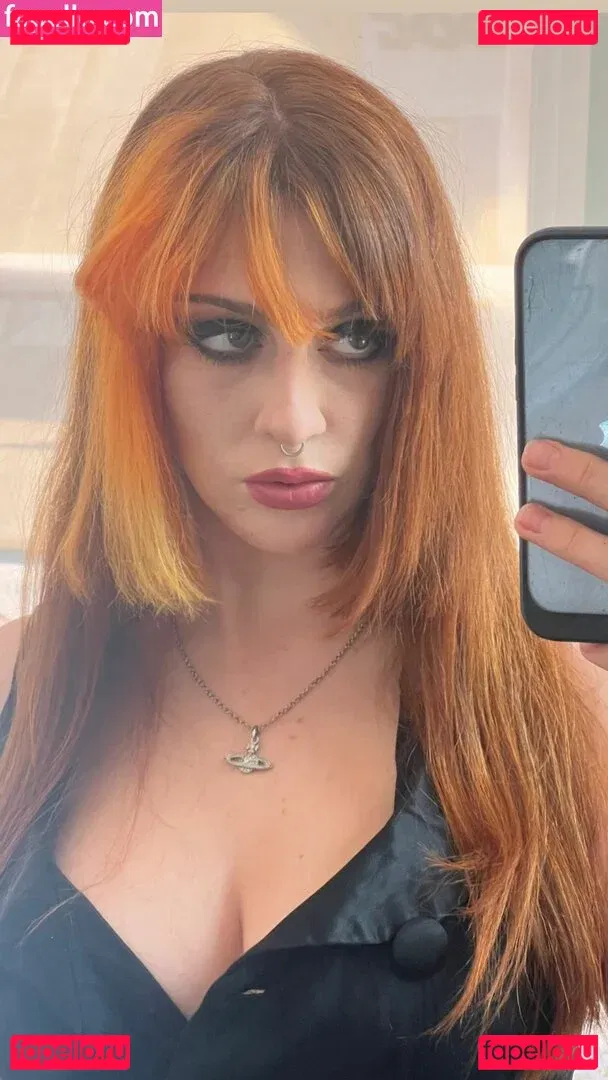 Tati Bruening Onlyfans Photo Gallery 