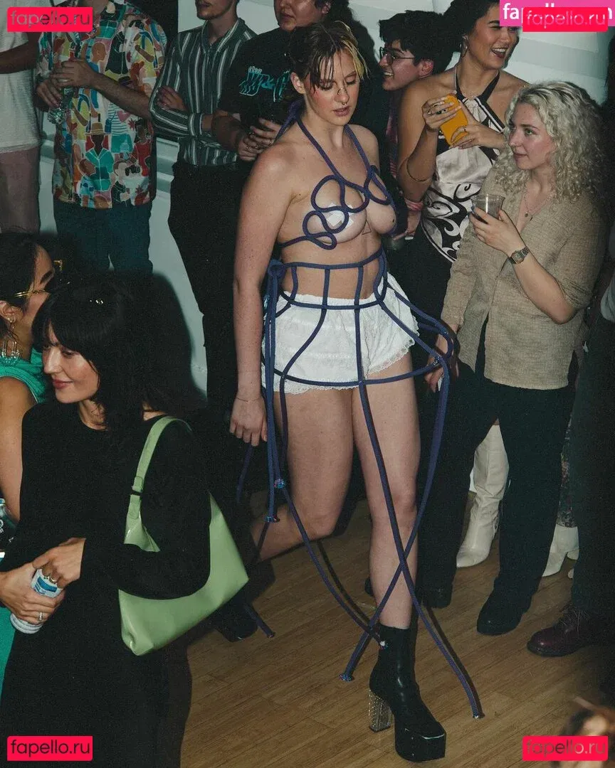 Tati Bruening Onlyfans Photo Gallery 