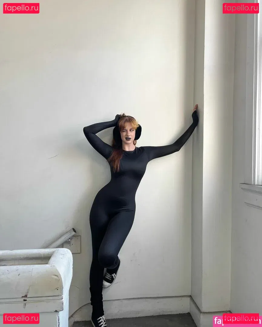 Tati Bruening Onlyfans Photo Gallery 