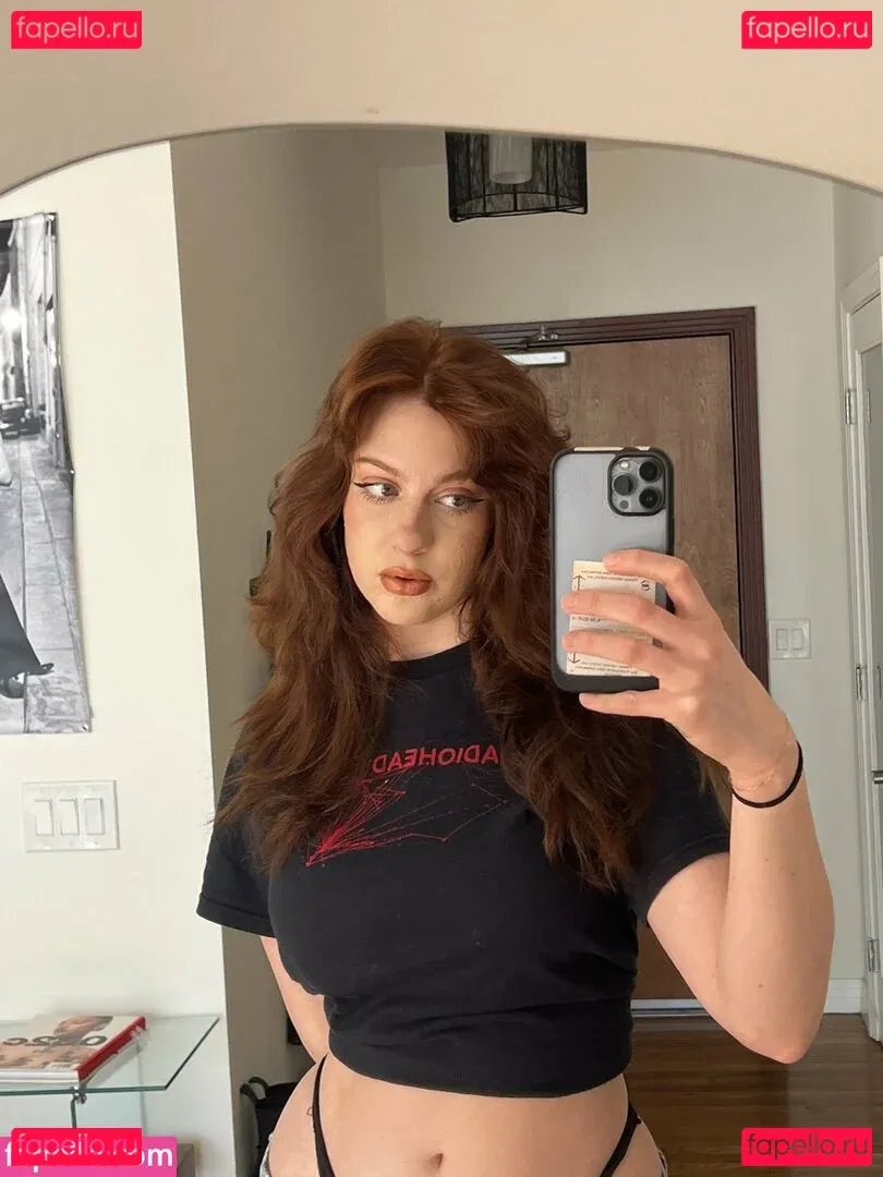 Tati Bruening Onlyfans Photo Gallery 