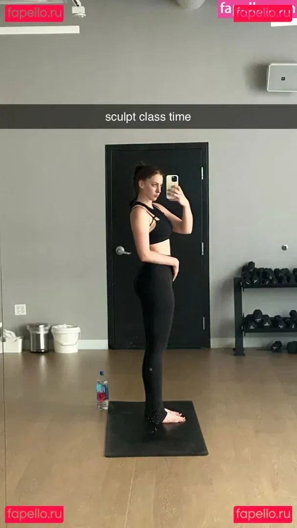 Tati Bruening Onlyfans Photo Gallery 