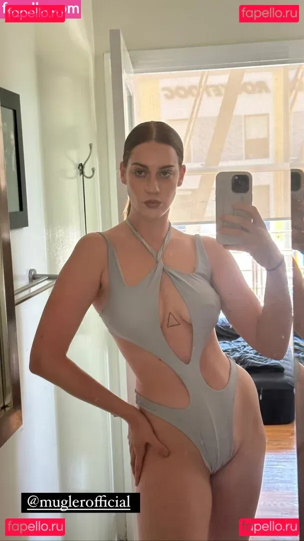 Tati Bruening Onlyfans Photo Gallery 