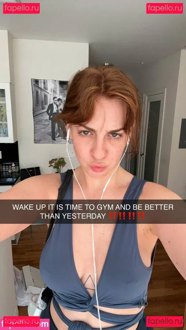 Tati Bruening Onlyfans Photo Gallery 