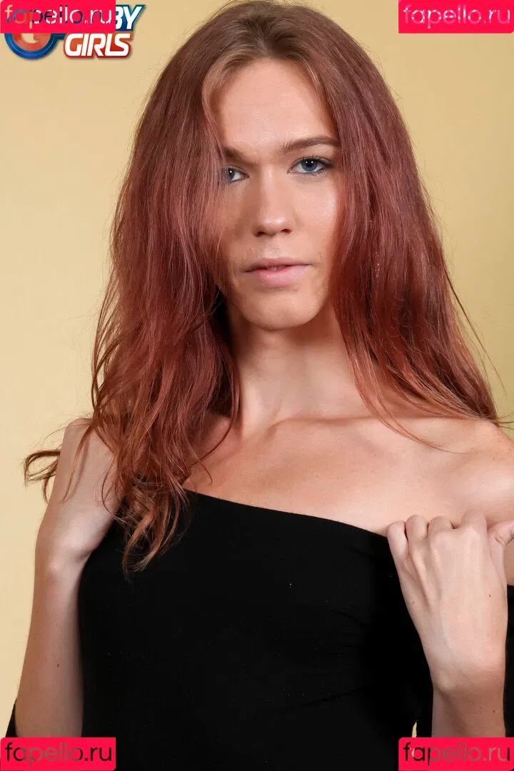 Crystal Thayer Onlyfans Photo Gallery 