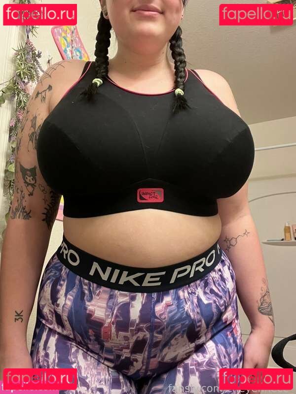 cheyennecc / cheyennecc_ / cheyennecc__ Onlyfans Photo Gallery 