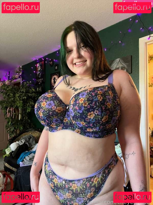 cheyennecc / cheyennecc_ / cheyennecc__ Onlyfans Photo Gallery 