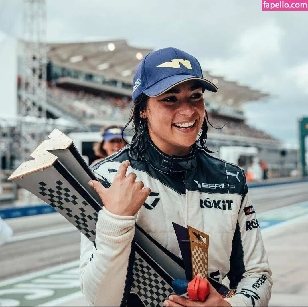 Jamie Chadwick Onlyfans Photo Gallery 