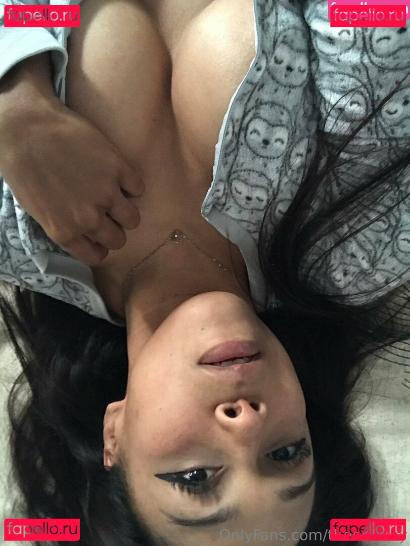 TinyMexa Onlyfans Photo Gallery 