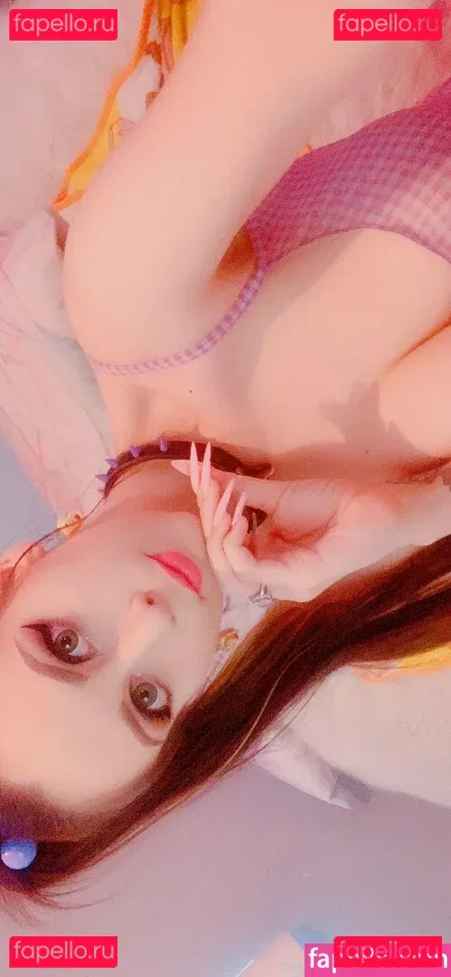 lunackitsuen Onlyfans Photo Gallery 