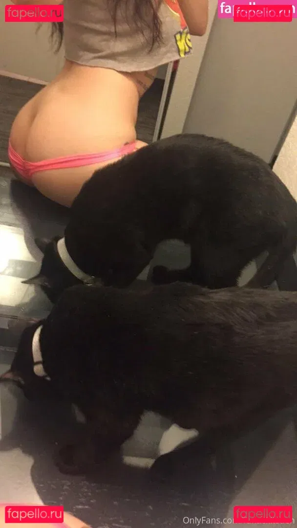 lunackitsuen Onlyfans Photo Gallery 